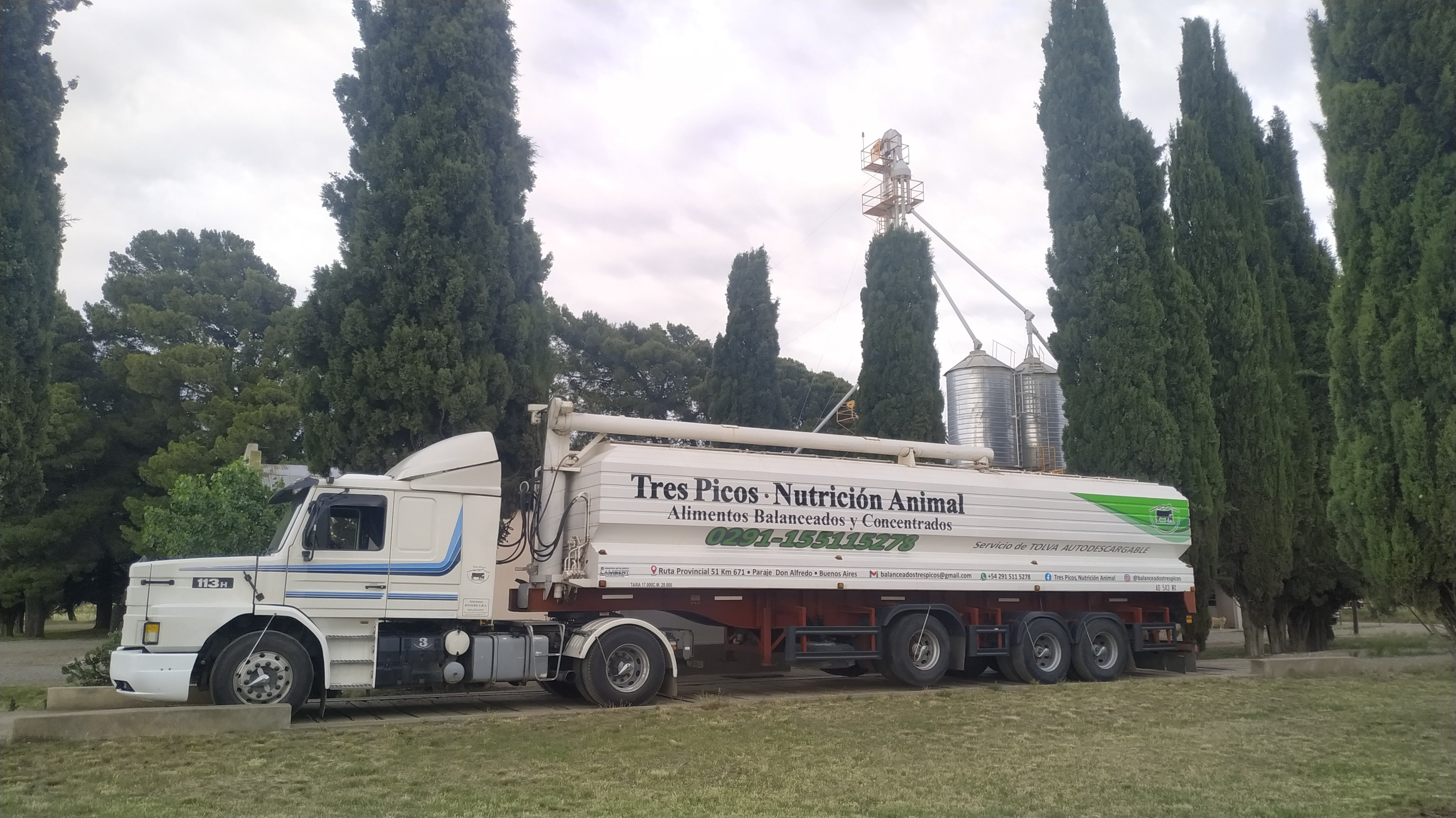 Distribución Tres Picos